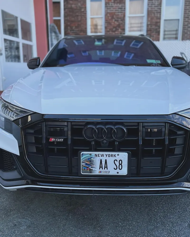 Full paint refinishing — Audi clean up