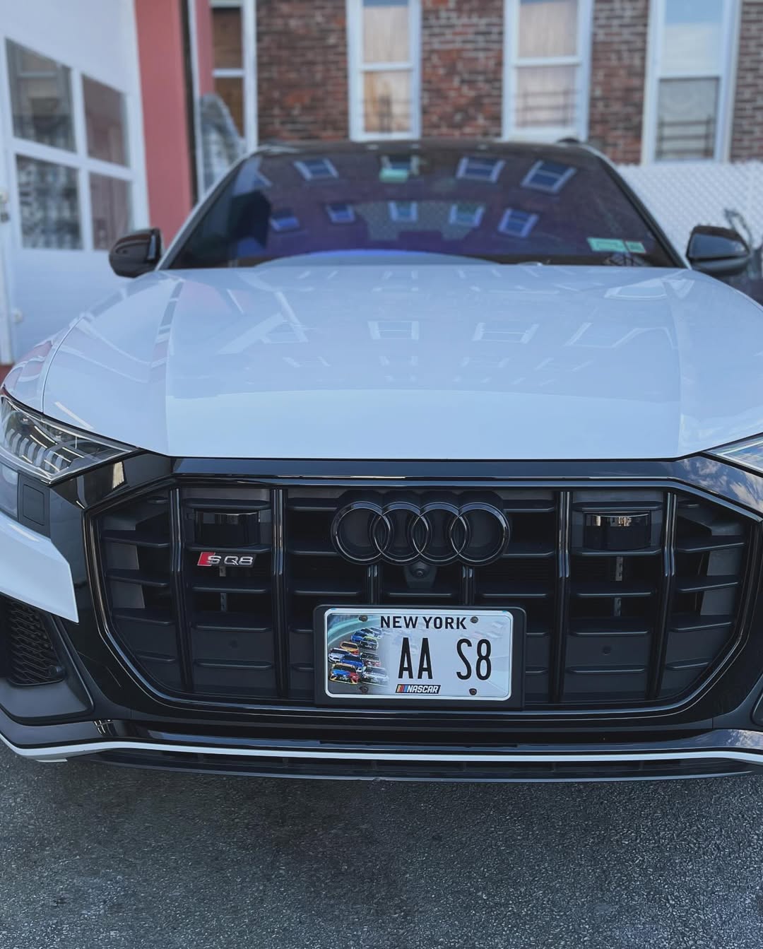 Full paint refinishing — Audi clean up